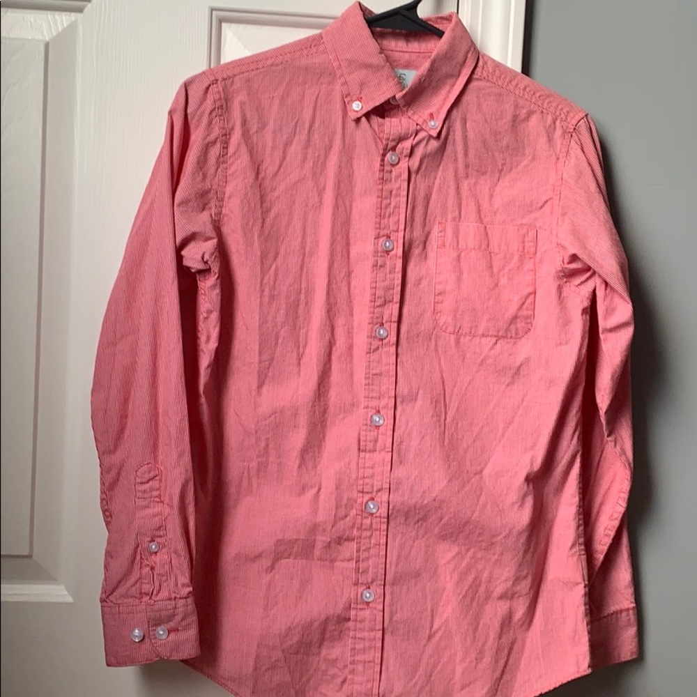 casual button down shirt !